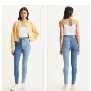 Two-Tone Blue Women's LEVIS Jeans SIZE 28